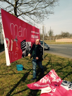 Hängung des Banners